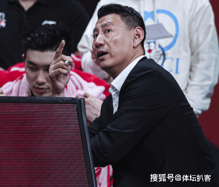 开云-孟菲斯灰熊窗口期战术微调；志在CBA季后赛名次提升；质疑声仍在；年轻球员得到机会-开云